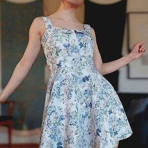 Vtg white floral print babydoll ribbon tie full skirt mini dress